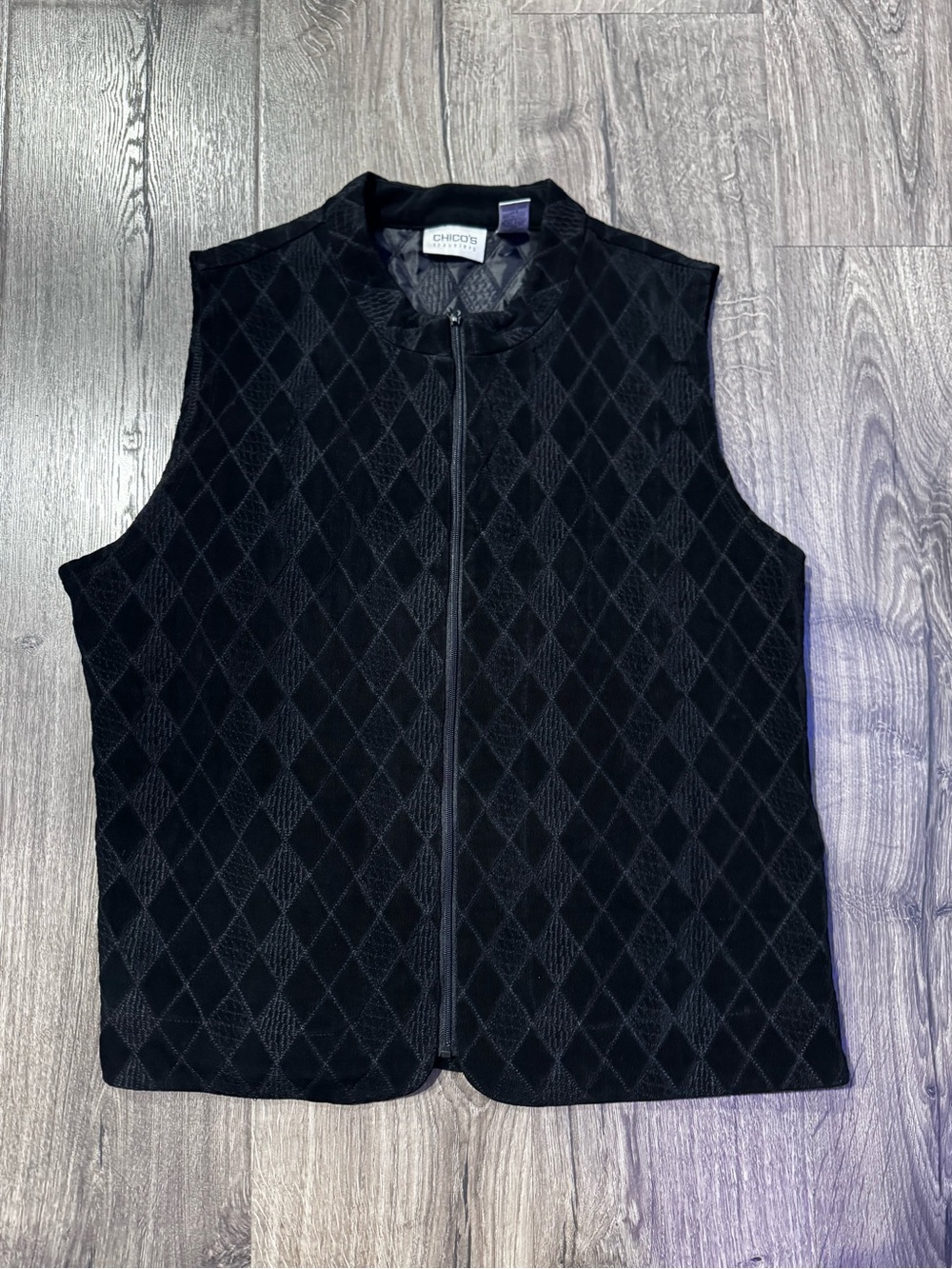 Chico's travelers Black Quilted Diamond Full Zip Up Vest size 2 medium